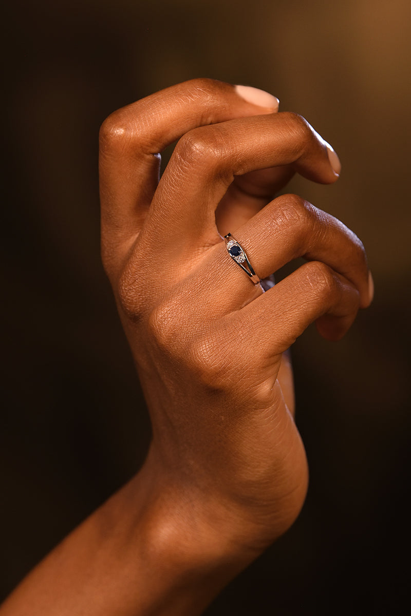 Bague " Marine" 3,7Ct/1 Or Saphir Et Blanc 375/1000