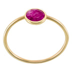 “Aliyan” Red Jade Ring, 375/1000 Yellow Gold