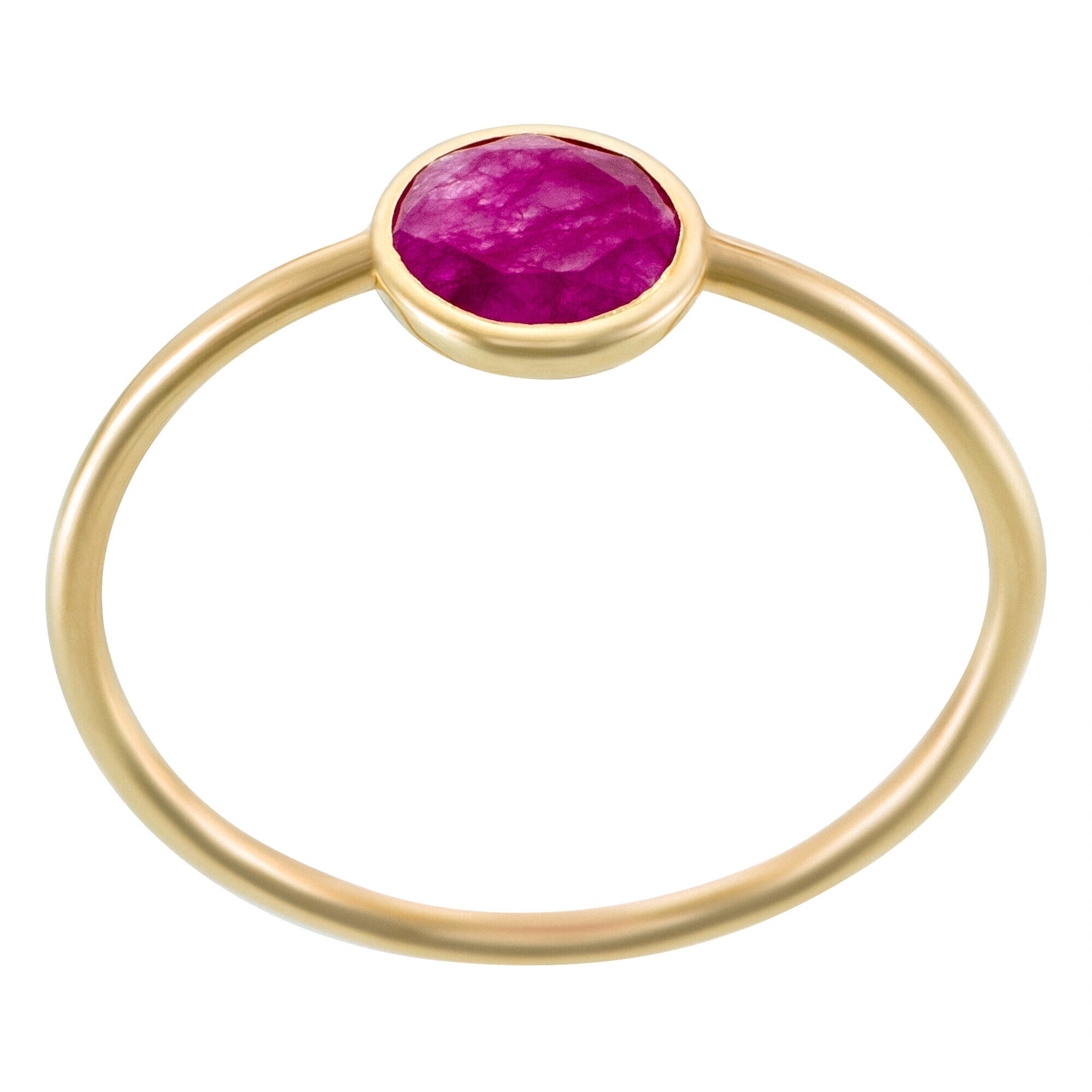 “Aliyan” Red Jade Ring, 375/1000 Yellow Gold