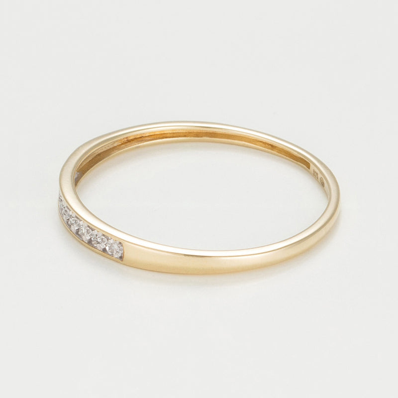 Ring "Romantic Love" D0,02/9 - Yellow gold 375/1000