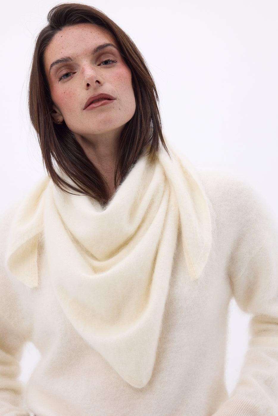 Bandana triangolare oversize – Cashmere spazzolato Brea - Bianco - Donna - 100% Cashmere spazzolato