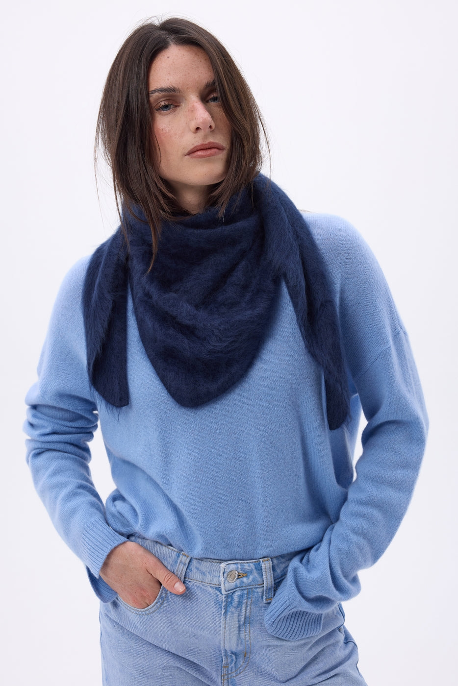 Oversize Triangle Bandana – Brushed Cashmere Brea - Navy Blue - Women