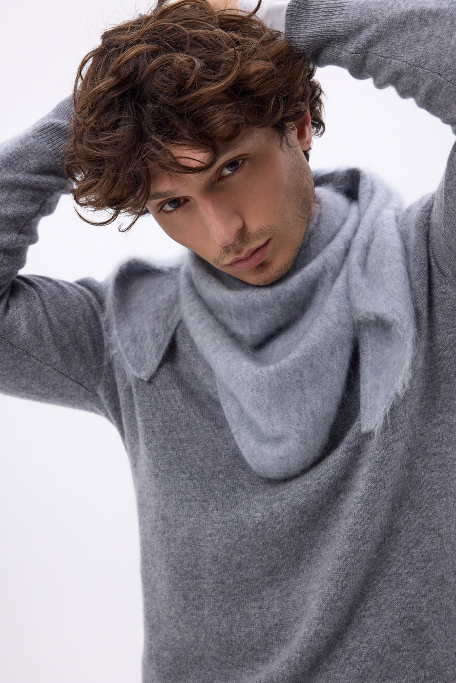 Bandana triangular oversize – Cachemira cepillada Brea - Gris claro - Hombre