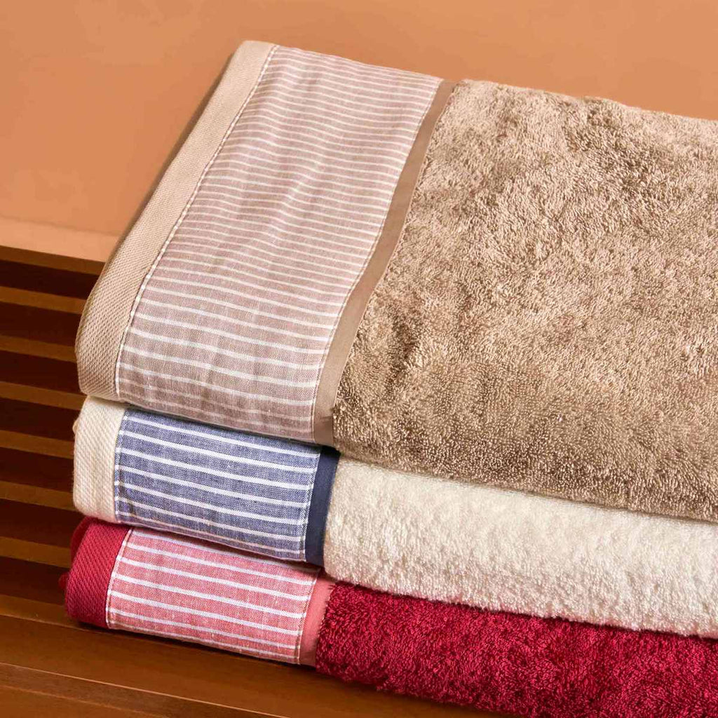 Castellina Bath And Guest Towel Set - Ivory/Denim