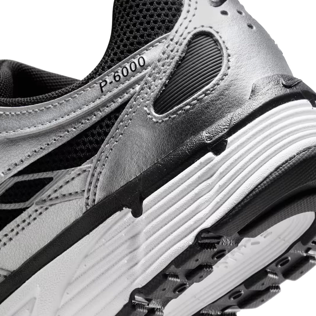 Baskets Femme Nike Wms P-6000 - Argent, Noir