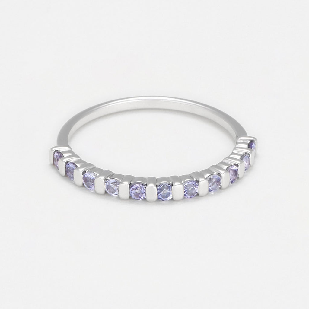 Anillo "Nadia" Tzn0.48/11 - Oro blanco 375/1000