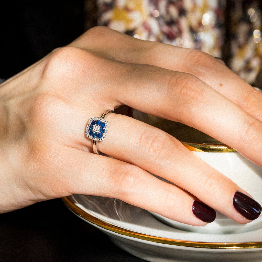 Bague "Volga" D0,03/8 & Saphir 0,58/8 - Or Blanc 375/1000