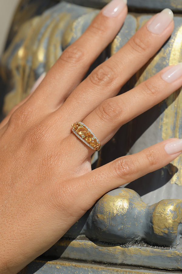 Bague "Olivines" D0,05/16 & Péridot 0,14/6 & Citrine 1,30/5 - Or Jaune 375/1000