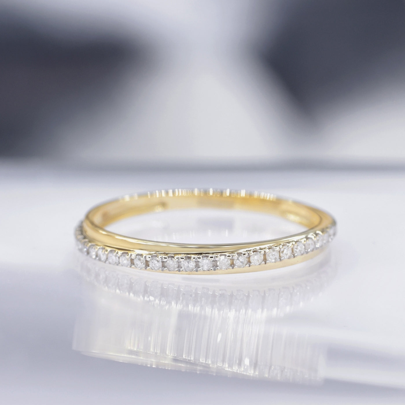 "Divine Alliance" Ring with 0.12/24 diamonds - 375/1000 Yellow Gold