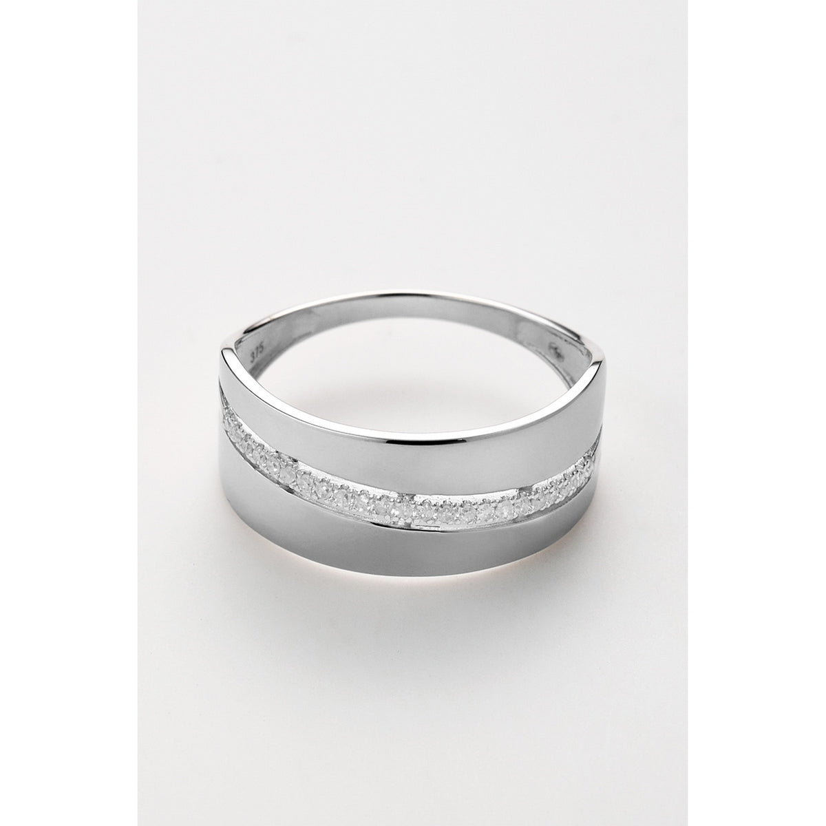 “Madison” ring D0,104/23 - 375/1000 white gold
