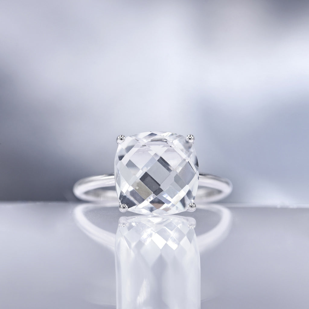 Bague "Amathia" Topaze Blanche 5,5/1 - Or Blanc 375/1000