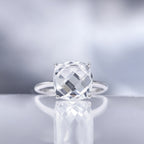 Bague "Amathia" Topaze Blanche 5,5/1 - Or Blanc 375/1000
