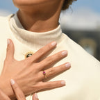 Anillo "Capiz" D 0.06/18 Ru 0.55/1 - Oro amarillo 375/1000