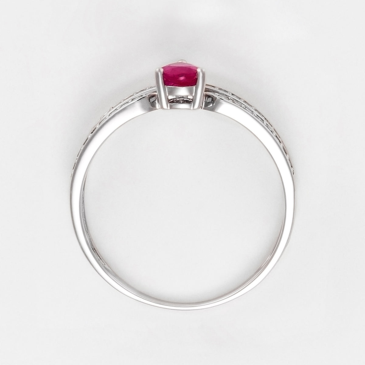 “Eugenie” Ring Dia 0,2/37 Ru 0,6/1 - 375/1000 White Gold