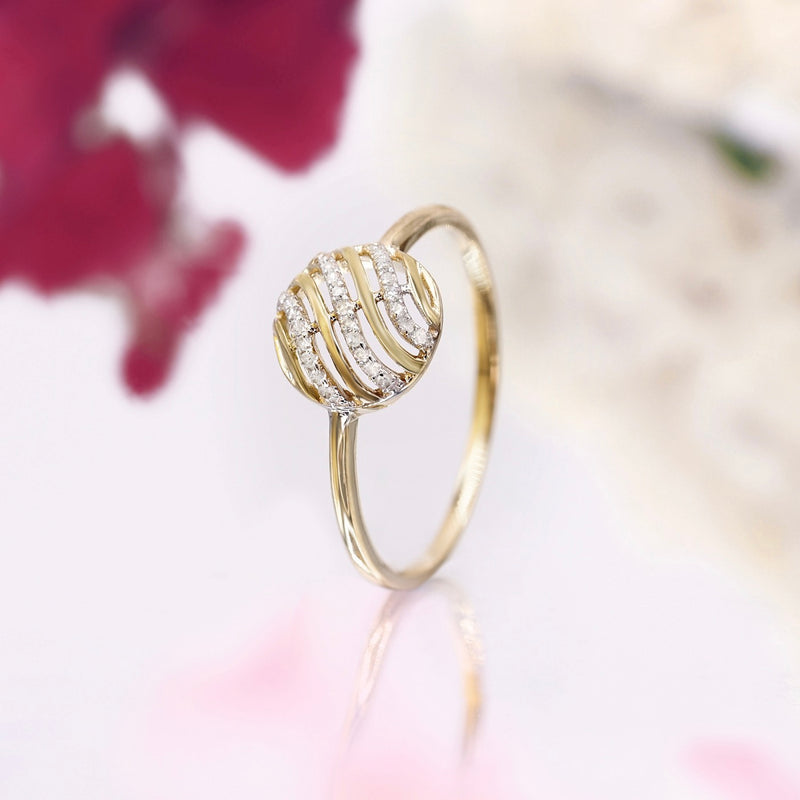 Ring "Waves" D0,07/27 - Yellow gold 375/1000
