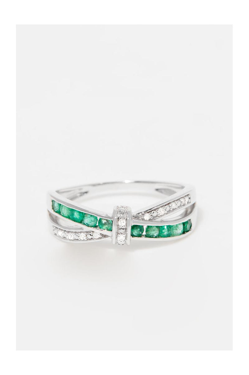 “Starky” ring D 0.045/10 Emerald 0.50/10