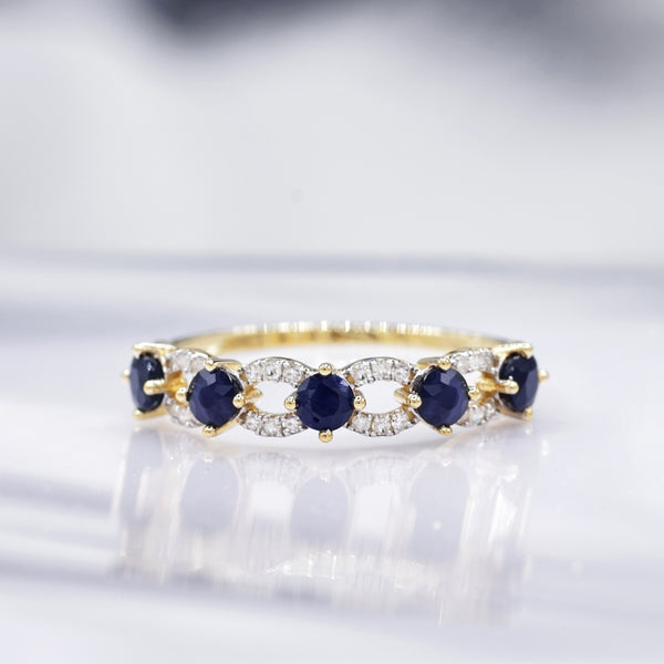 "Katu" Ring D 0.108/24 Sapphire 0.18/5 - 375/1000 Yellow Gold