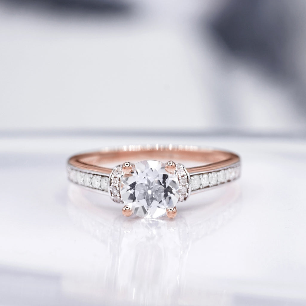 Anillo "Chera" D 0.291/40 Topacio blanco 1.573/1 - Oro rosa 375/1000