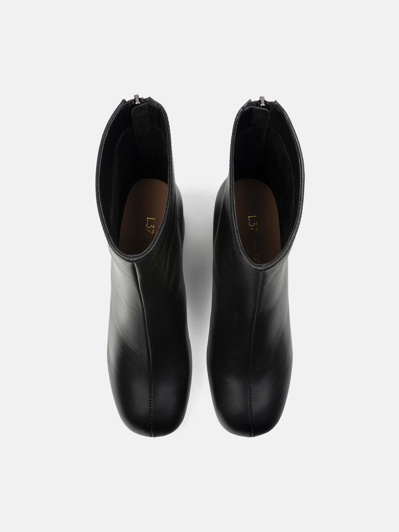 A Lonely Place To Be Ankle Boots - Black