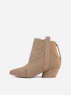Feel My Needs Ankle Boots - Tan