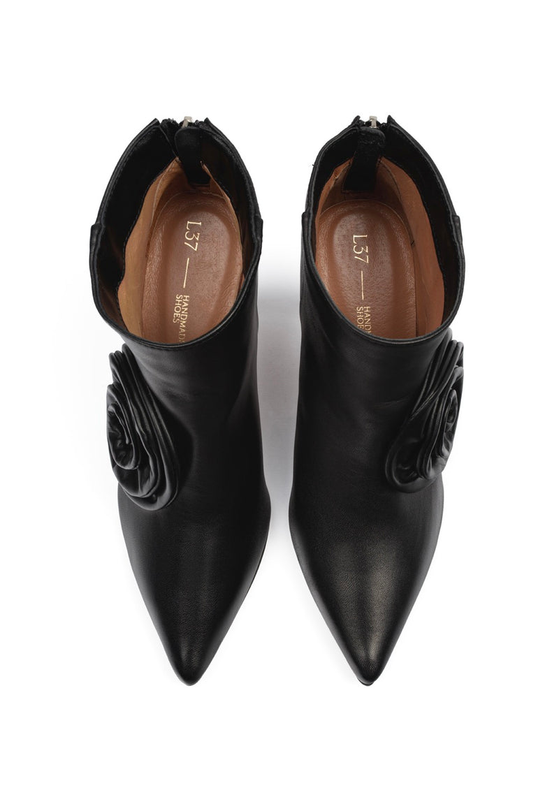 Glamor Stride Ankle Boots - Black