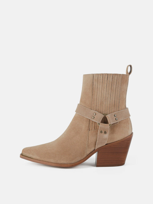 On The Horizon Ankle Boots - Tan