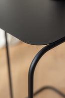 Detail of elegant designs DENYA with pulverbeschichtetem Metall and gebogenem Rundstahl.
