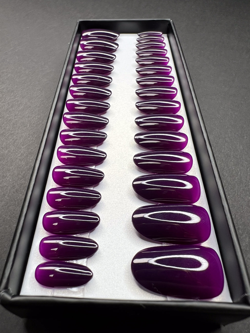 Faux Ongles - Black Currant