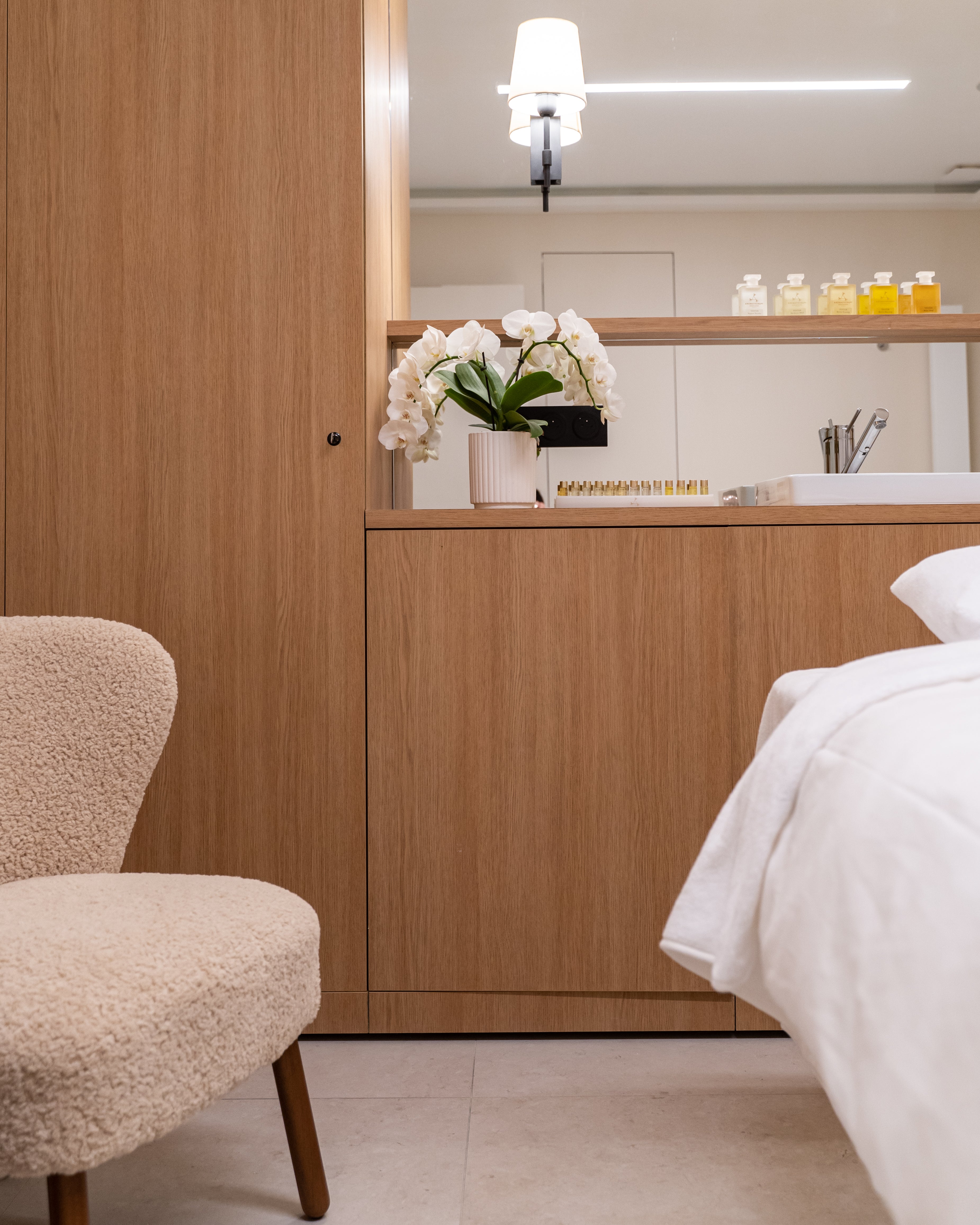 Spa Black Door Paris 8 - Massage Au Choix 1H et Accès Au Spa 1H (1 Personne)