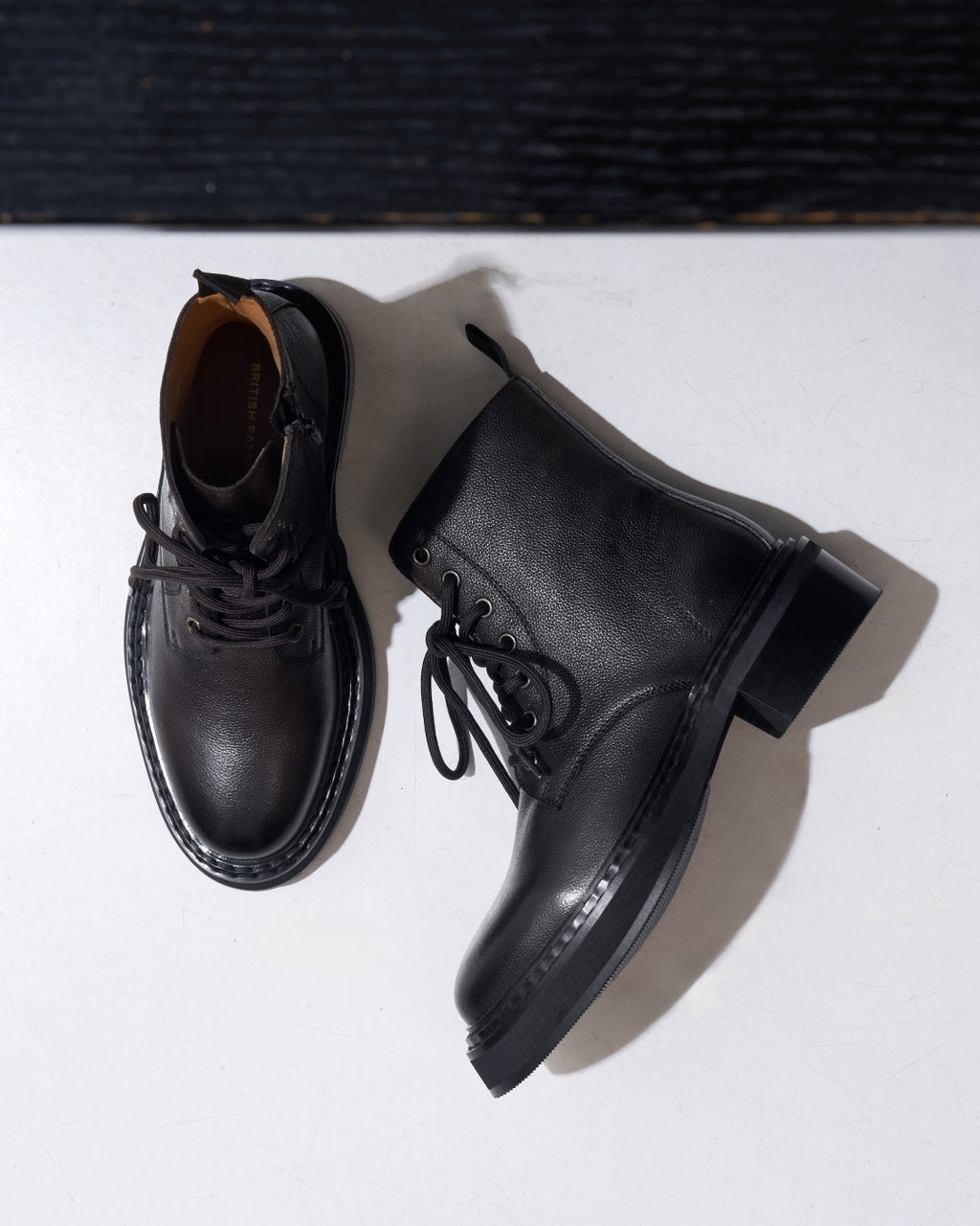 Botines Derby Con Cordones - Negro - Mujer