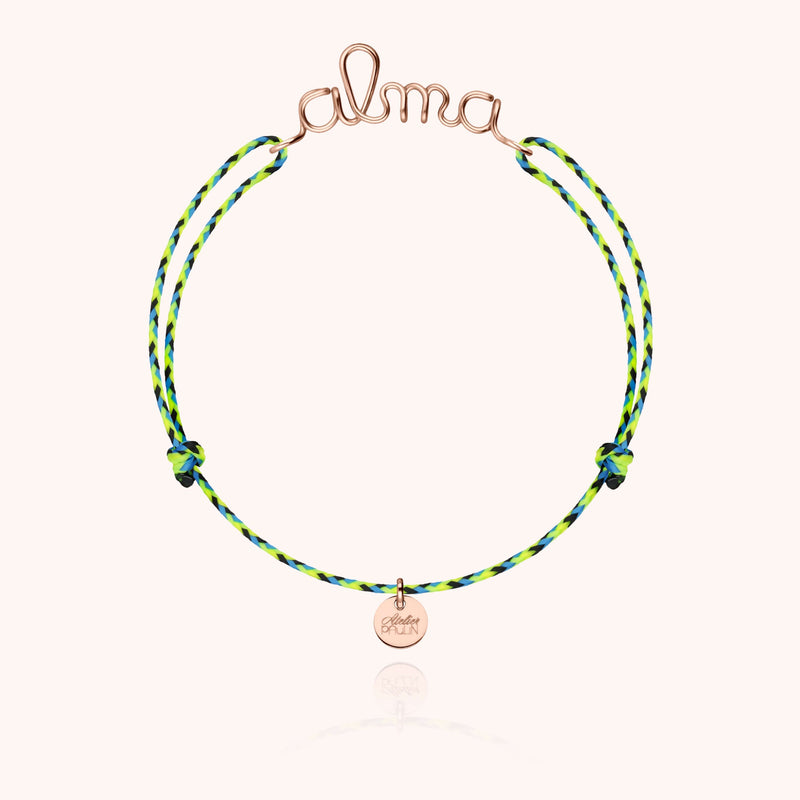 Bracelet Cordon Slim Knot Personnalisé — détail du fil métallique, or rose laminé