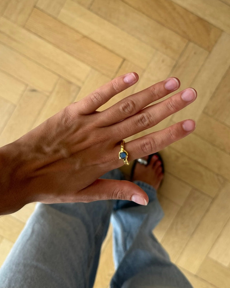 Anillo labradorita