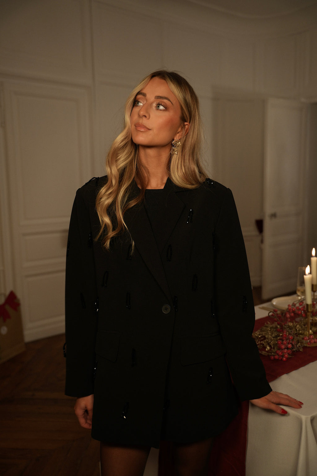 Loana Black - Premium Beaded Blazer