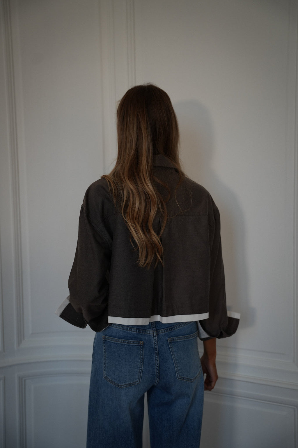 Valencia Taupe - Crop Shirt