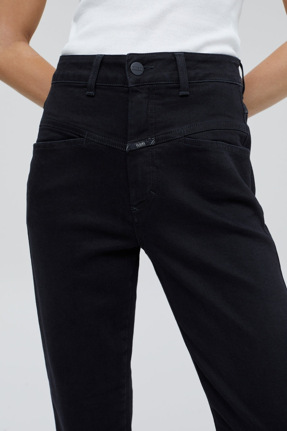 Pedal Pusher Jeans - Black - Women