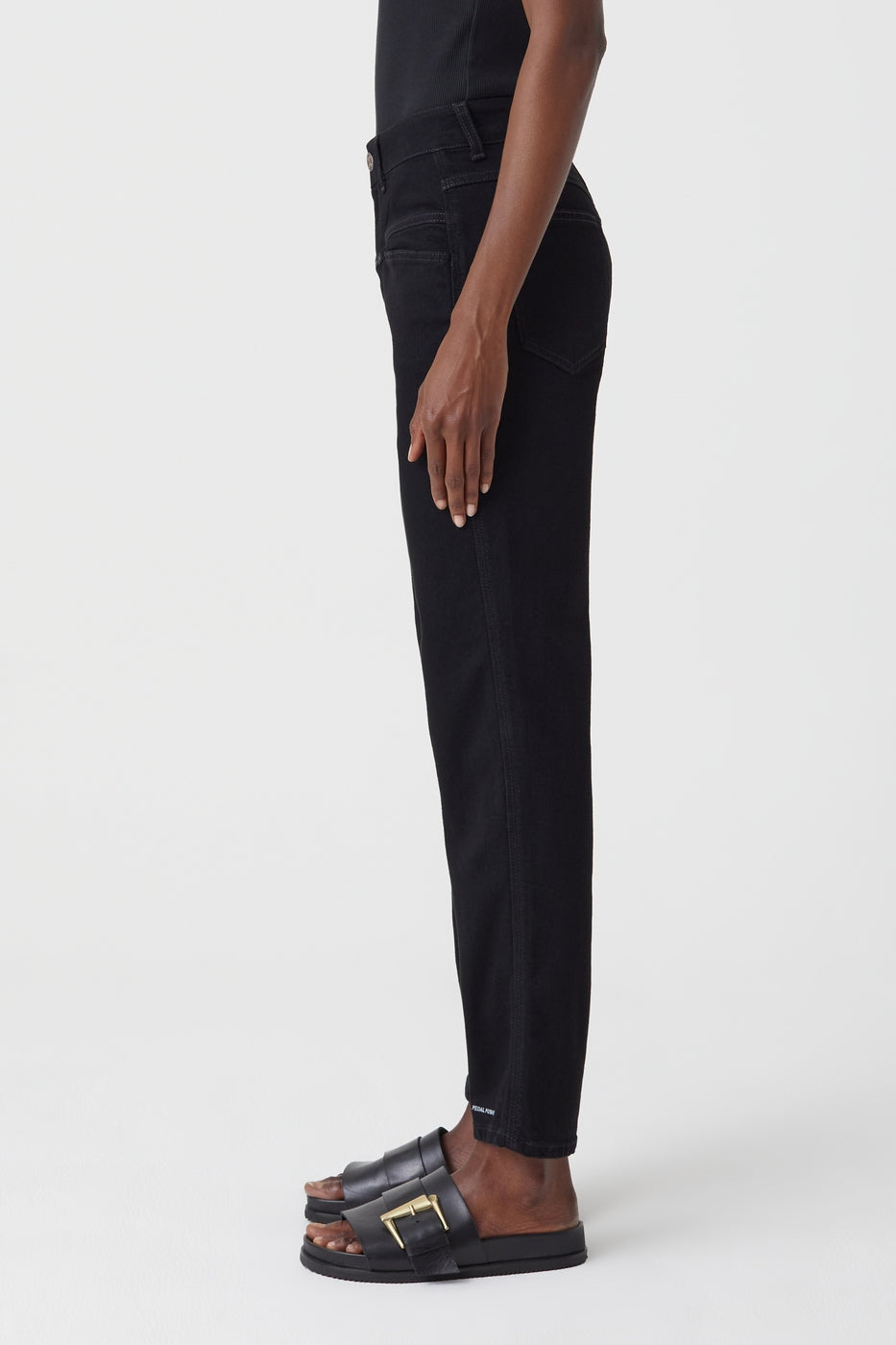 Jeans Pedal Pusher - Black - Mujer