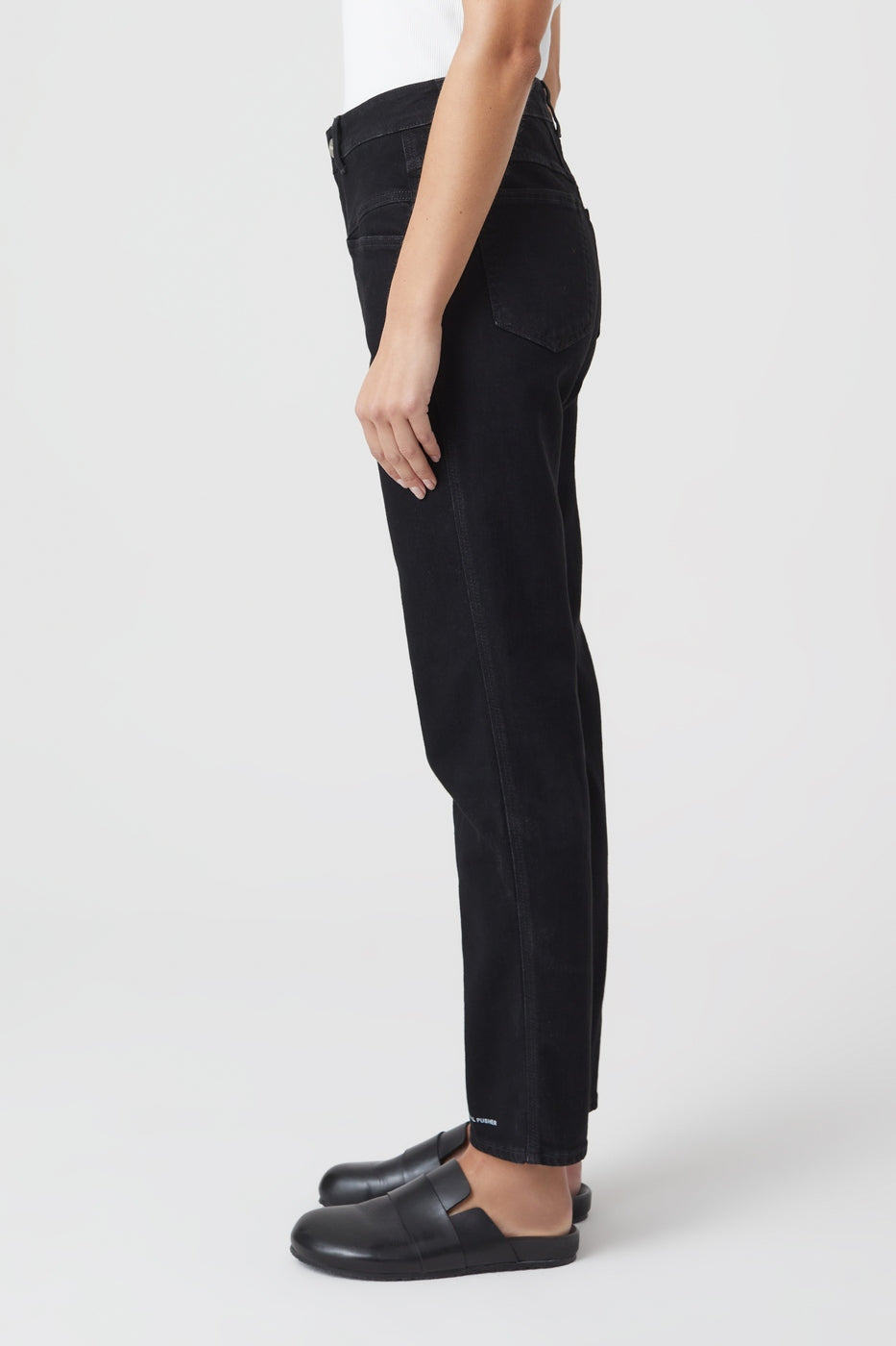 Jeans Pedal Pusher - Black - Mujer