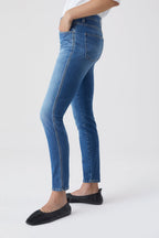 Skinny Pusher Jeans - Mid Blue - Women