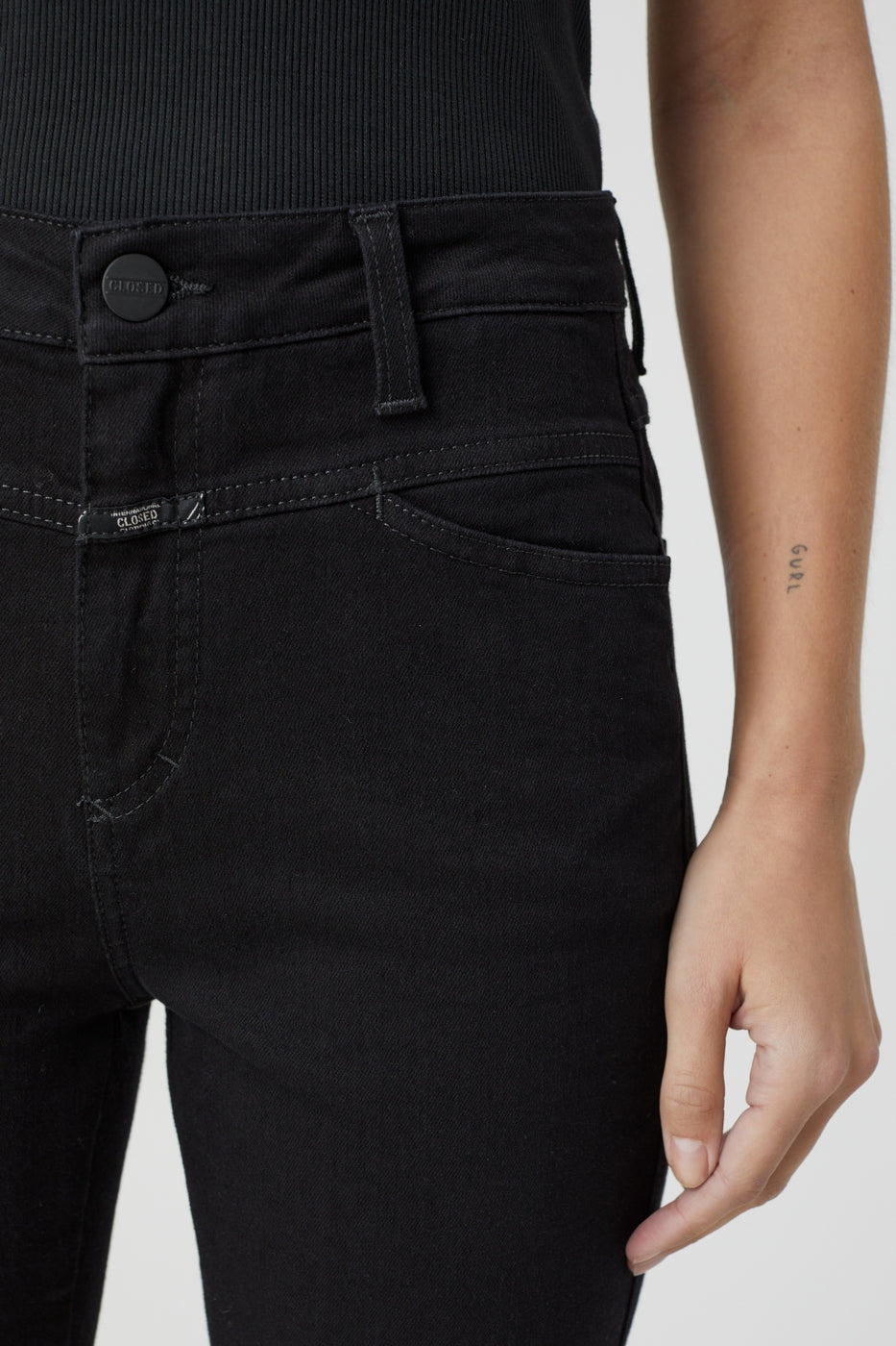 Skinny Pusher Jeans - Black - Women
