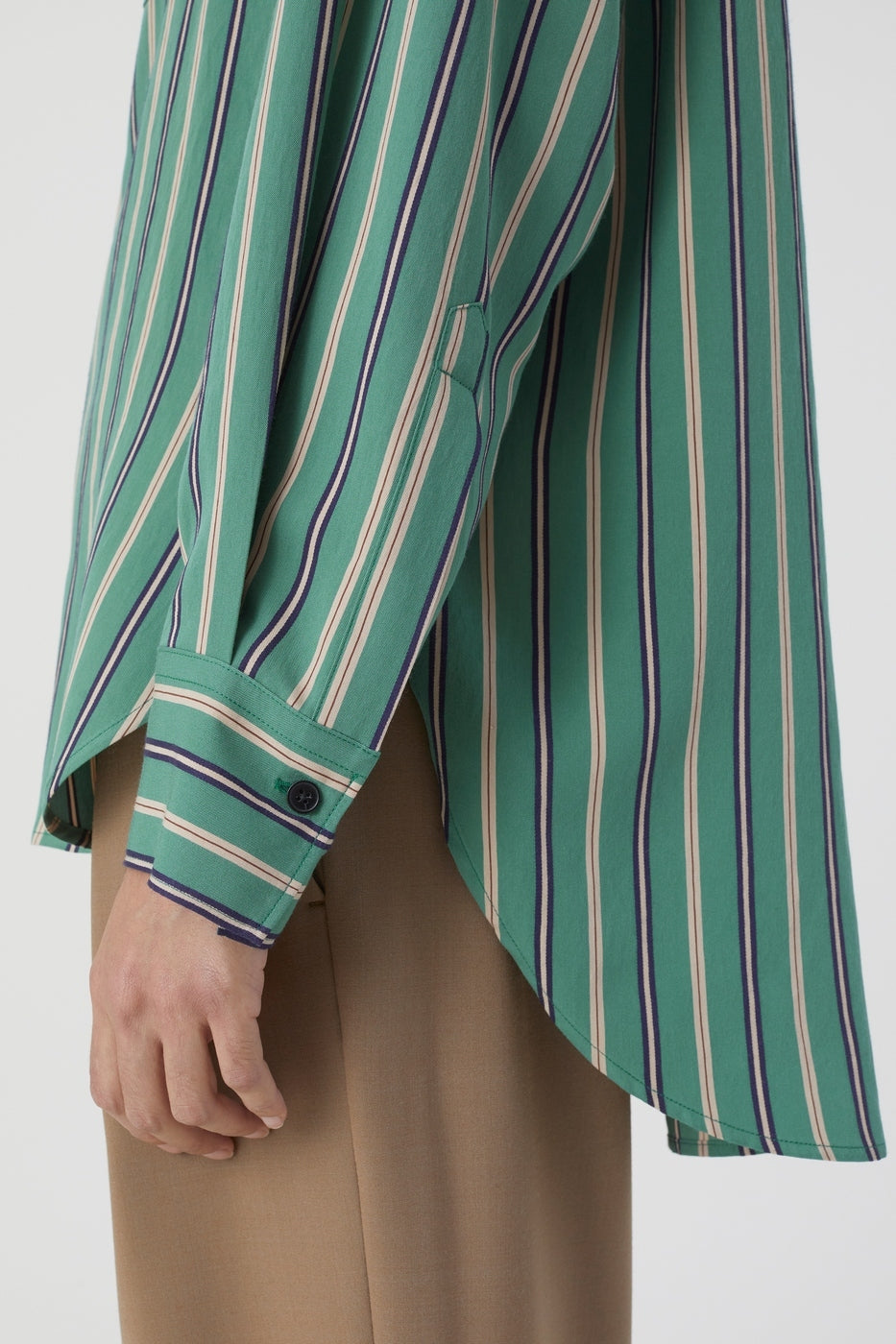 Camisa Oversize - New Green - Mujer