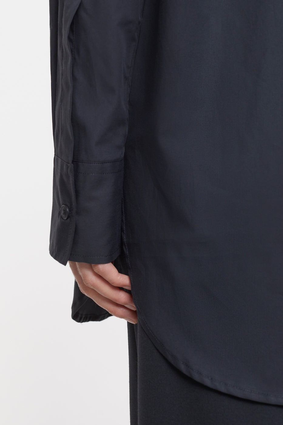 Camisa Larga Ajustada - Black - Mujer
