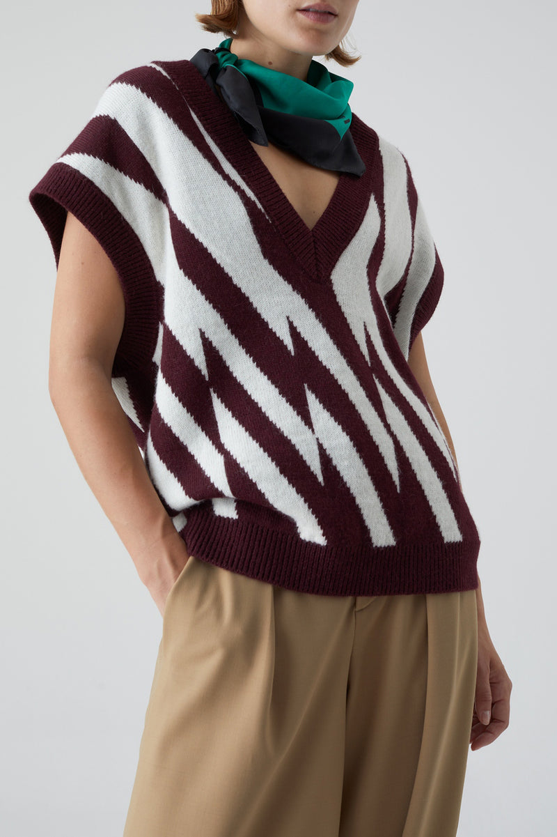 V Neck Vest - Dark Raisin Red - Femme