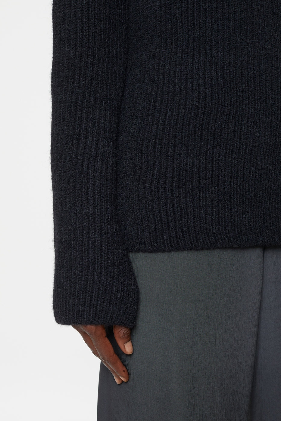 Closed - V Neck Long Sleeve - Black - Women