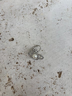 Leave X Pearl Ring