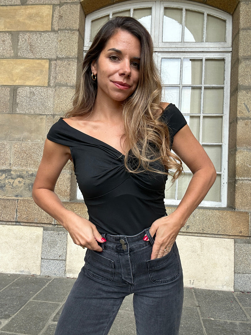 Top Carla negro