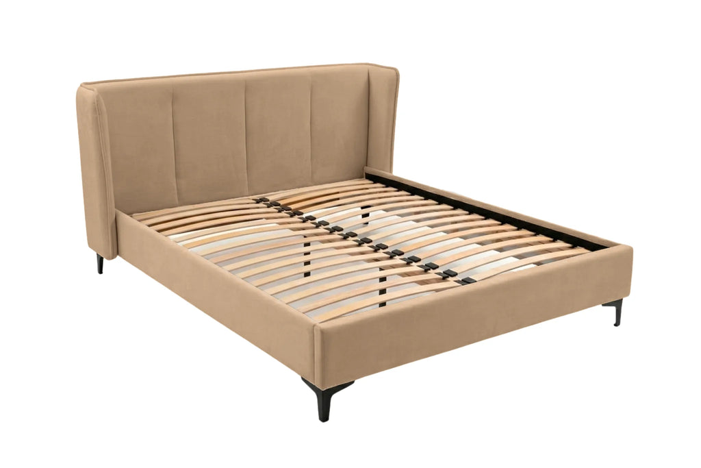 Nina - Cama