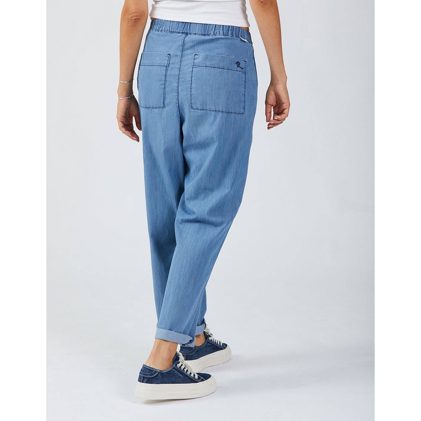 Capri Trouser - Dnm B-376 - Women