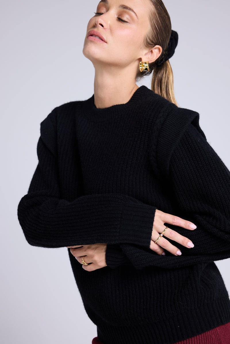 Pull Col Rond Epaules Structurées Carla - Noir