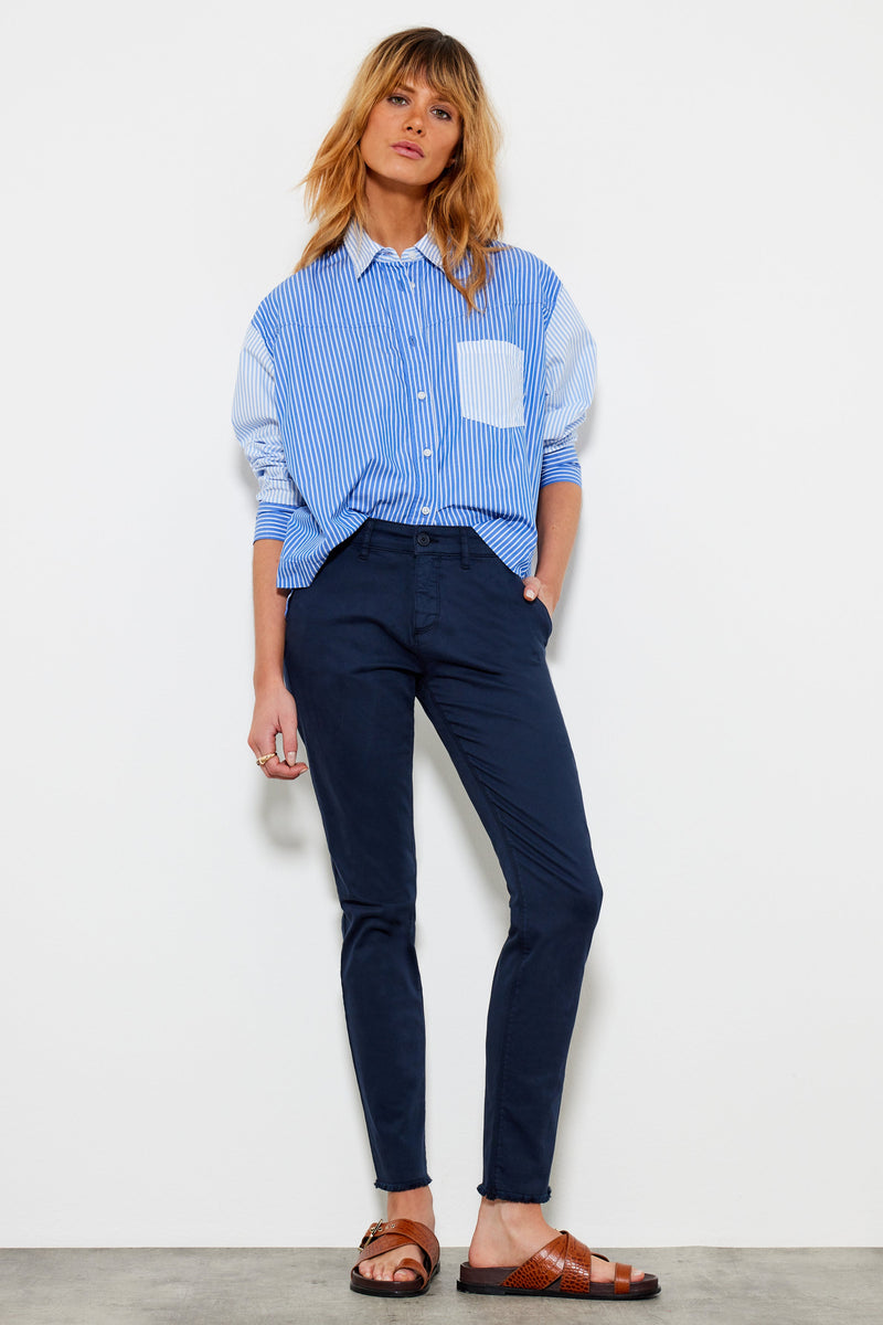 #couleur_navy