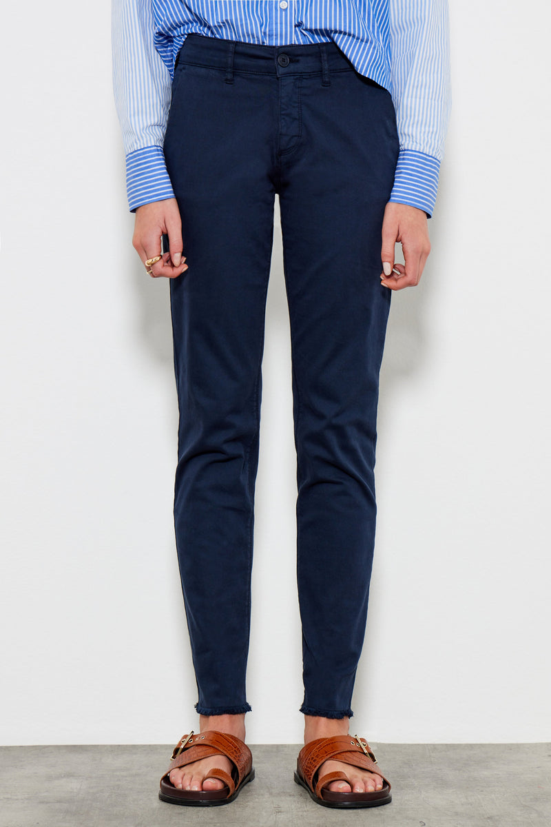 #couleur_navy